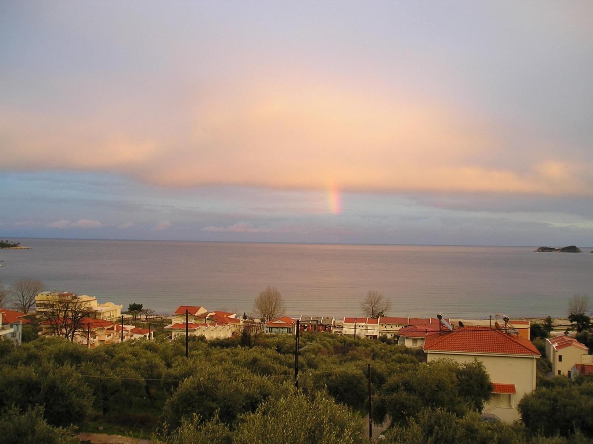 כריסי אמודיה Golden Beach Inn מראה חיצוני תמונה