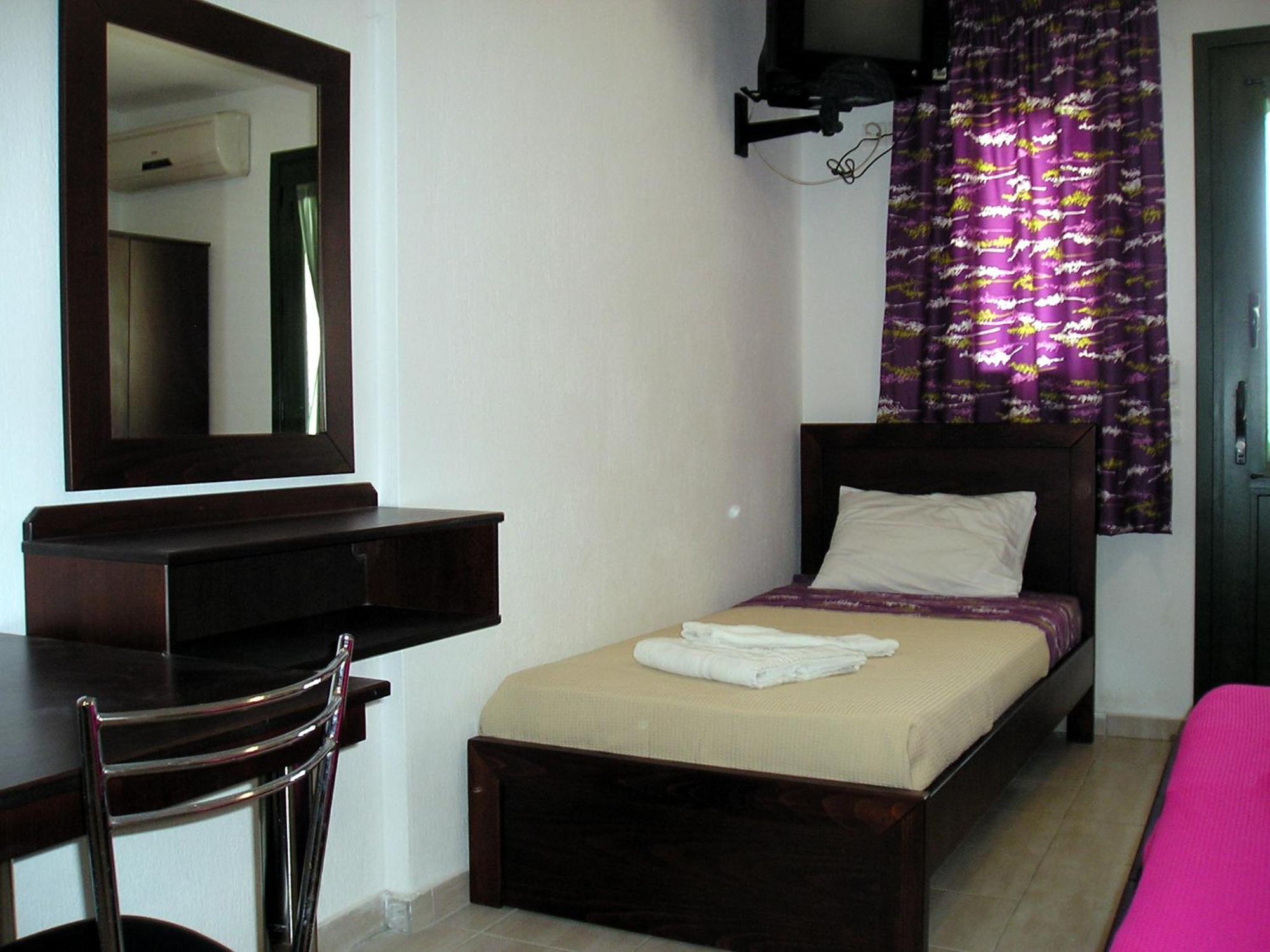 כריסי אמודיה Golden Beach Inn חדר תמונה