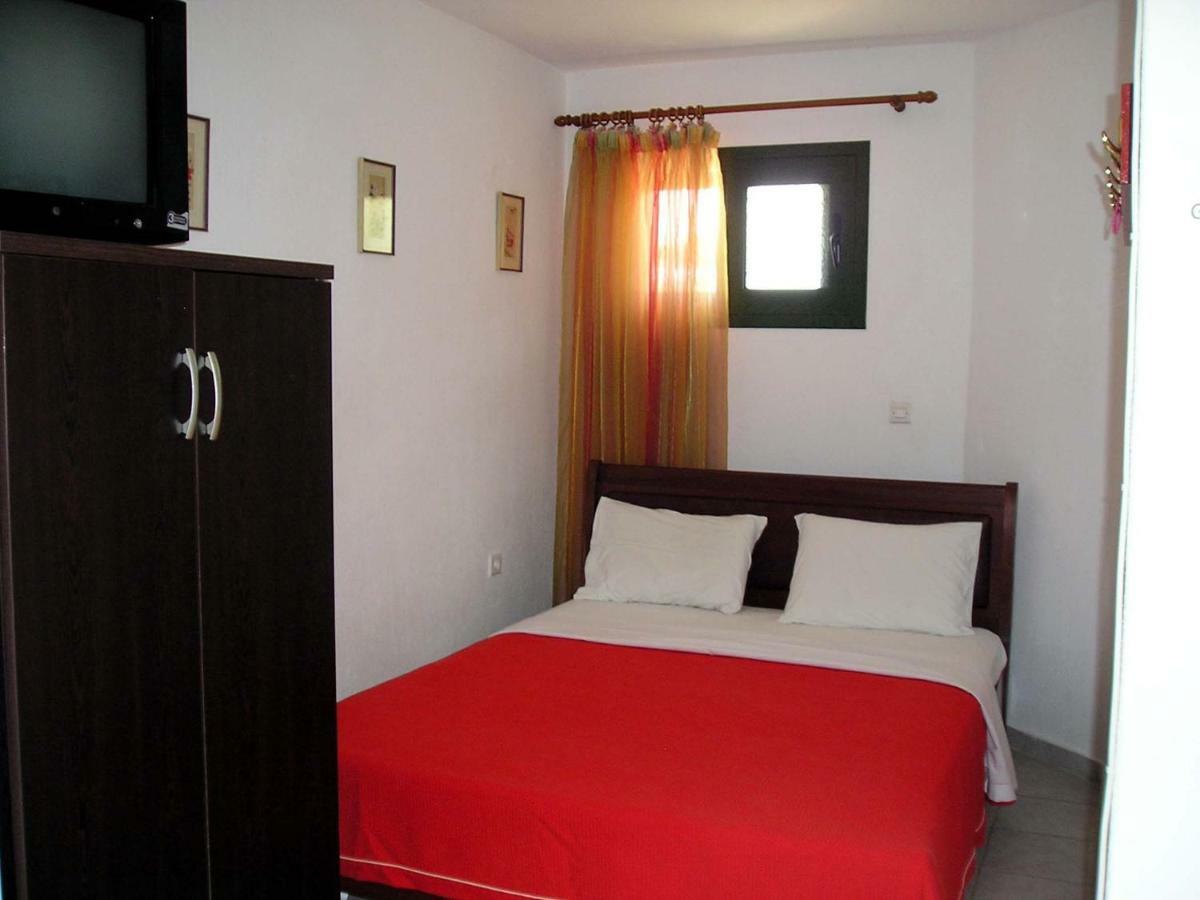 כריסי אמודיה Golden Beach Inn מראה חיצוני תמונה